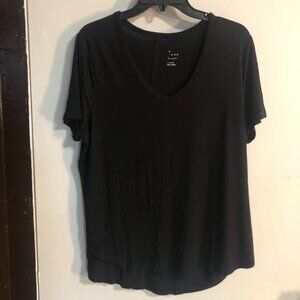 A New Day Black V-neck Tshirt, Size XL
